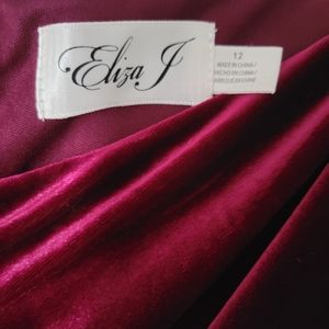 ELIZA J velvet formal gown, size 12